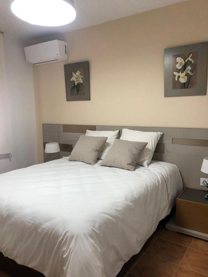 Piso Nuevo Plaza De La Constitucion Sta Cruz De La Zarza Apartment Santa Cruz de la Zarza Екстериор снимка