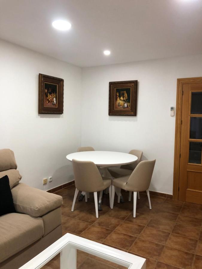 Piso Nuevo Plaza De La Constitucion Sta Cruz De La Zarza Apartment Santa Cruz de la Zarza Екстериор снимка